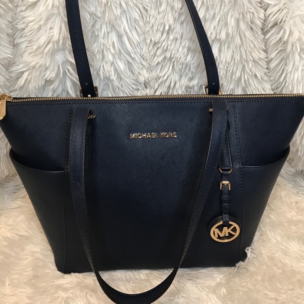 Michael Kors Top-Zip Saffiano Tote